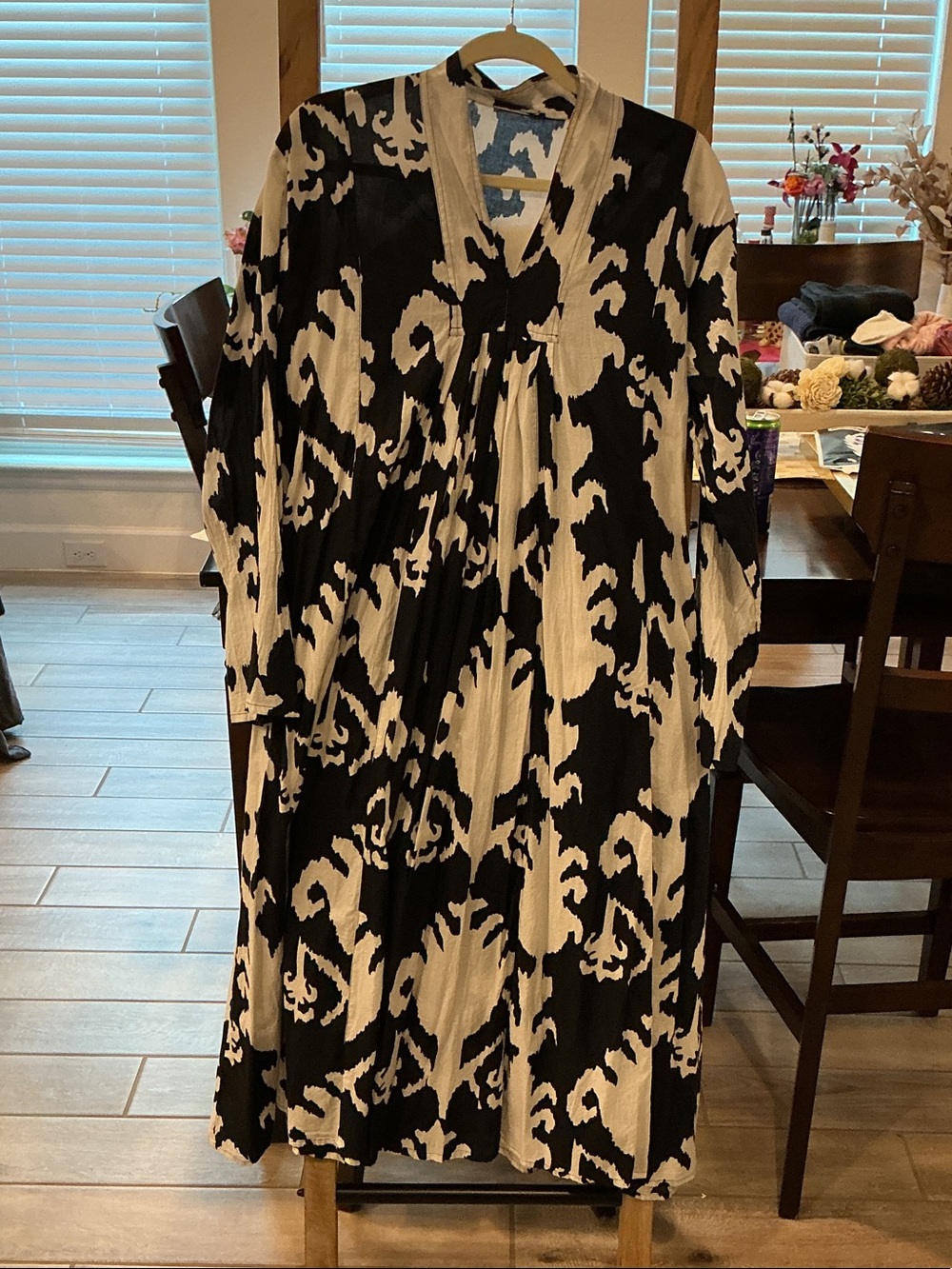 Black & Cream Patterned V-Neck Women's Dress